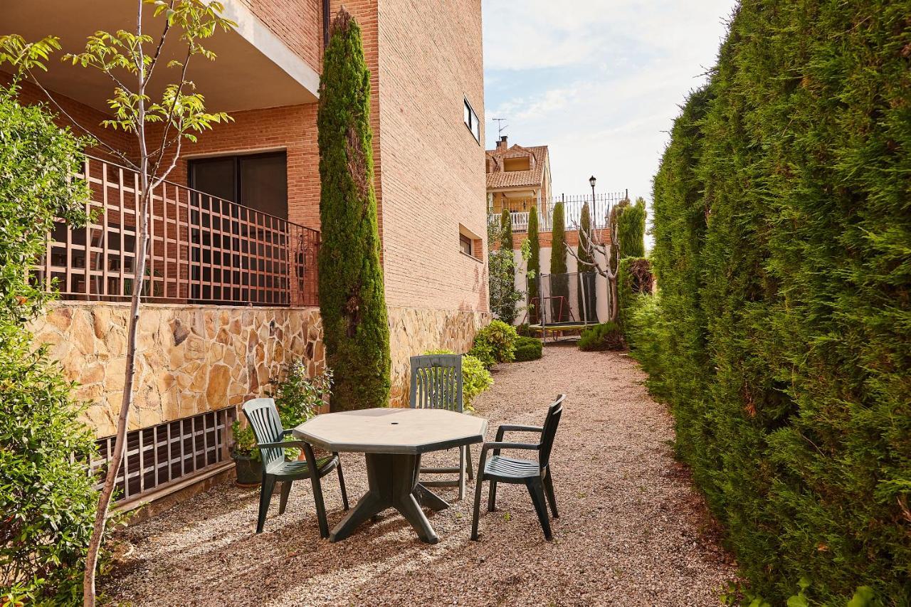 Villa Alcotan Layos By Toledo Ap Exterior foto